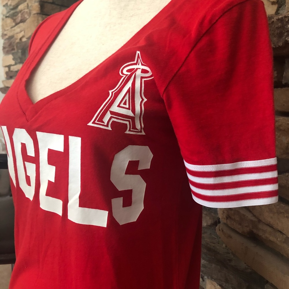 Pink VS Red Angels T